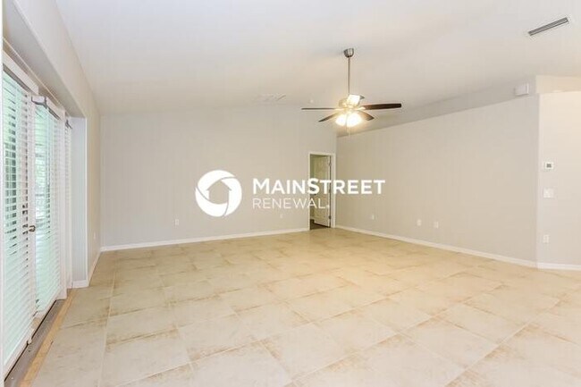 Building Photo - 3 Bedroom Pet-Friendly Home in NORTH PORT, FL with Main Street Renewal