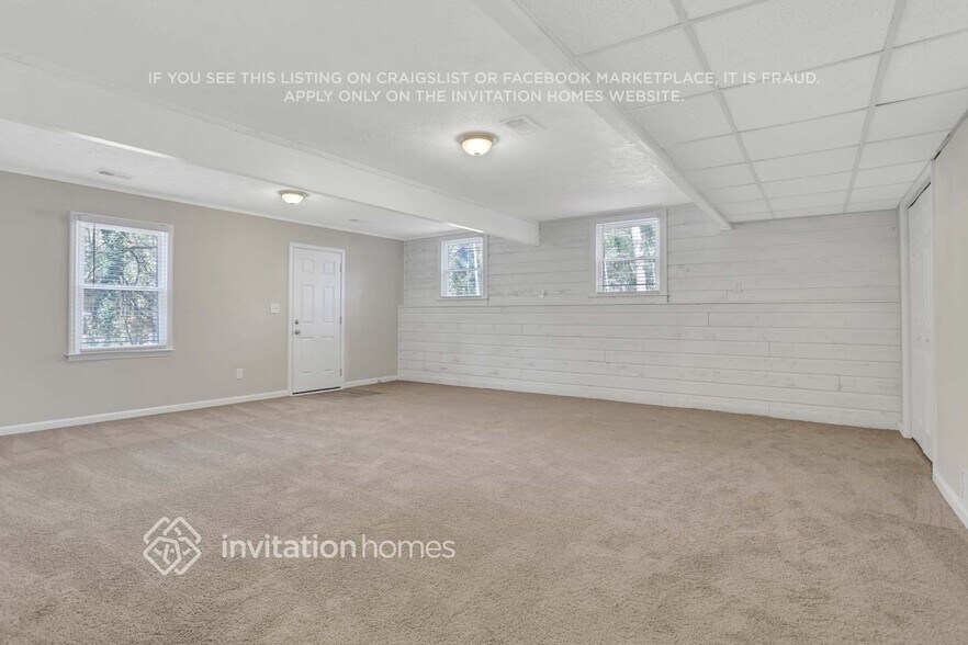 Building Photo - 1169 Ashley Lake Dr