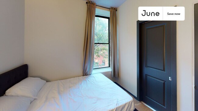 Building Photo - 161 W 120th St