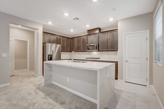 Building Photo - 11553 Alpine Cove Ave