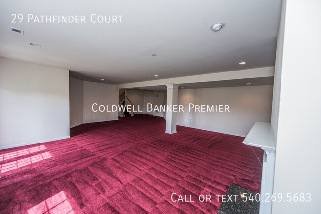 Building Photo - 29 Pathfinder Ct