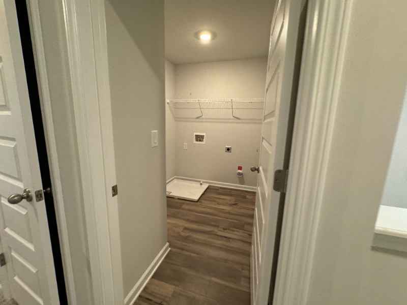 Building Photo - 3300 Westgate Park Dr