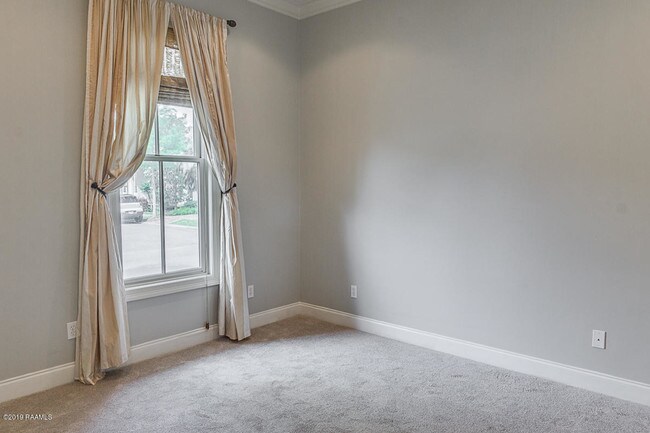 Building Photo - 500 Elysian Fields Dr