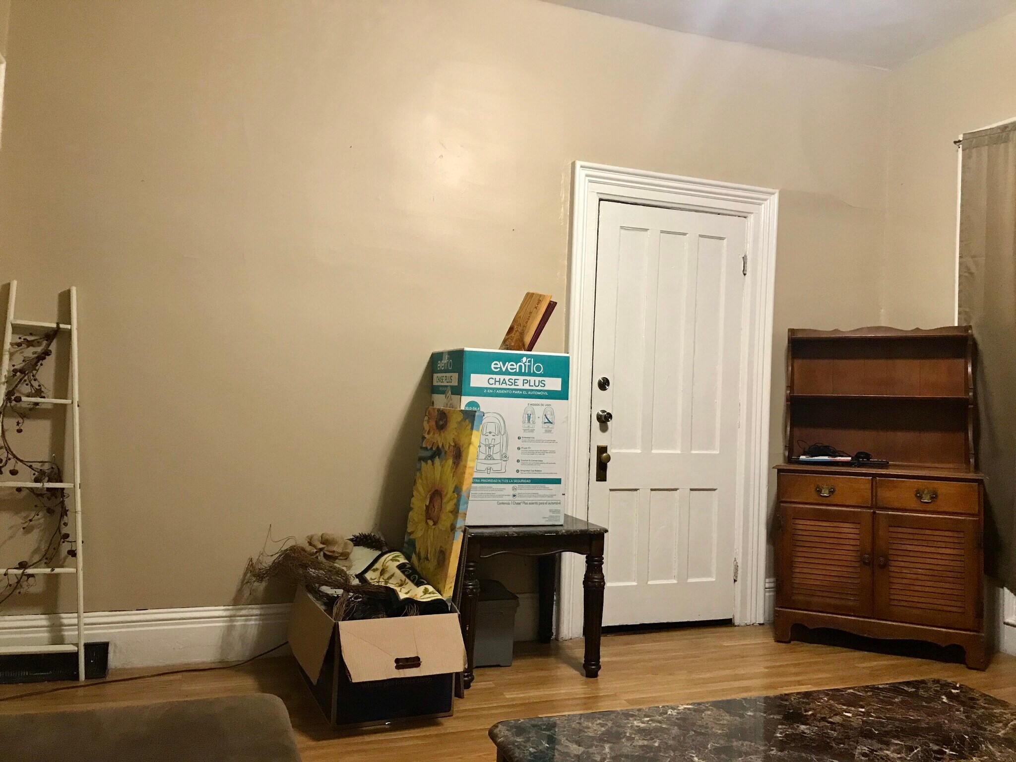 Building Photo - 422 W Dominick St