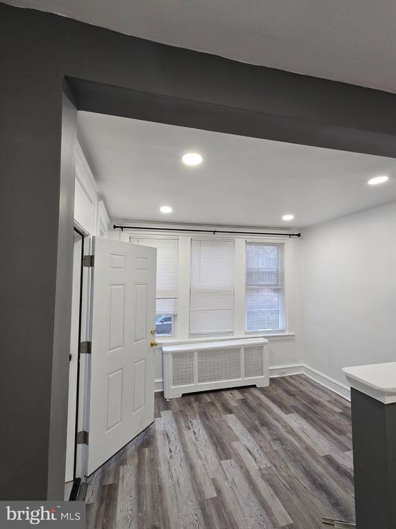 Building Photo - 3513 Vista St