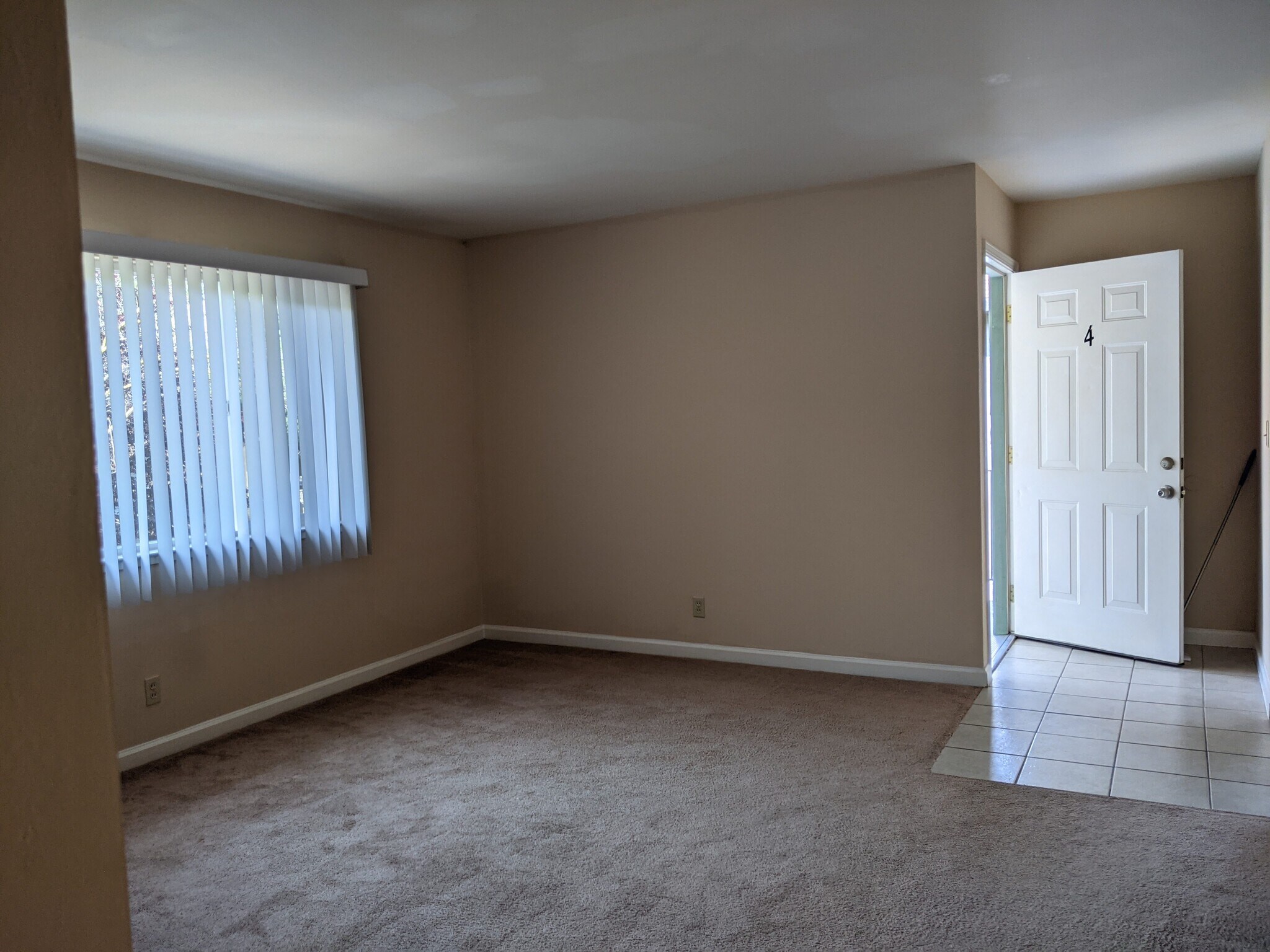 Building Photo - 1156 Ayala Dr
