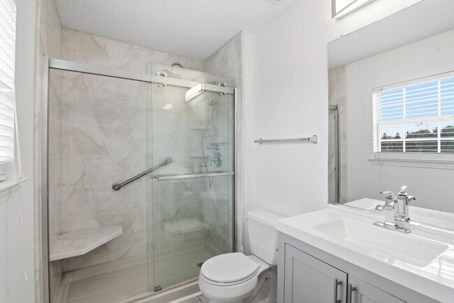 Building Photo - 1732 Pryor Rd SW