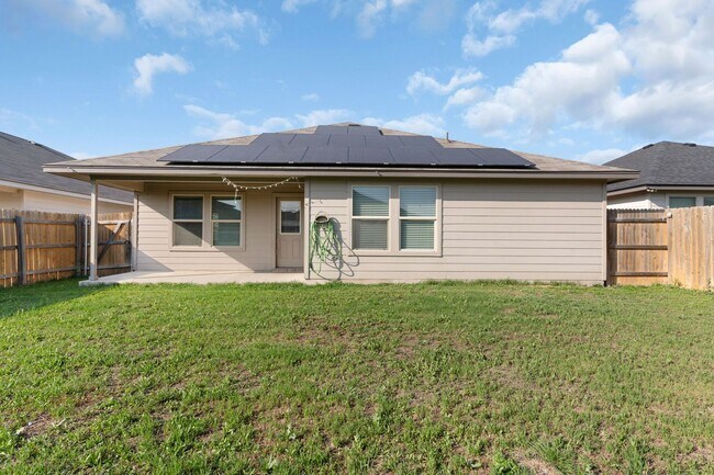 Building Photo - 4-bedroom 2-bathroom house!  Close to Fort Hood!