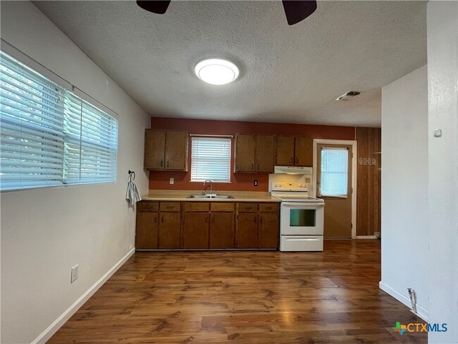 Building Photo - 2238 Deer Run Pass