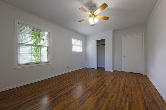 Building Photo - 1410 Herkimer St