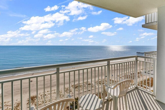 Building Photo - 3548 Alexandria Ave