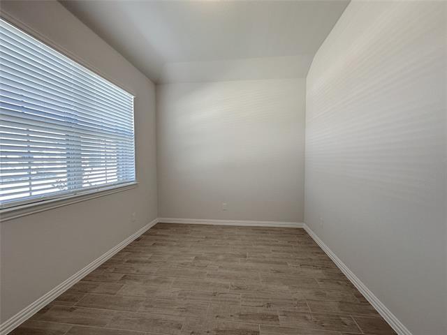 Building Photo - 808 Birdie Dr