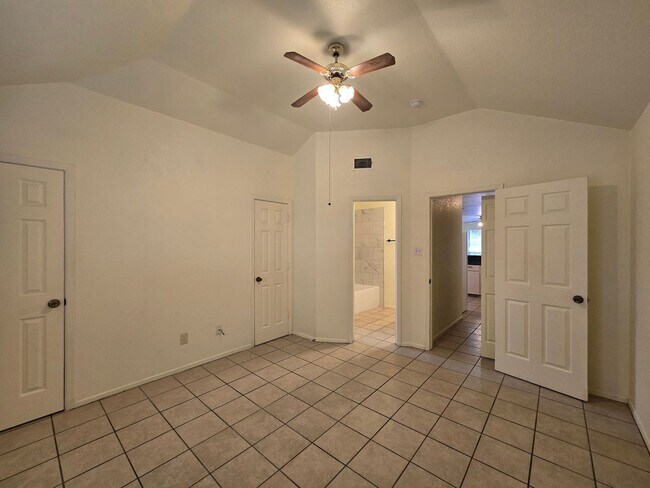 Building Photo - 3902 Old FM 440 Rd