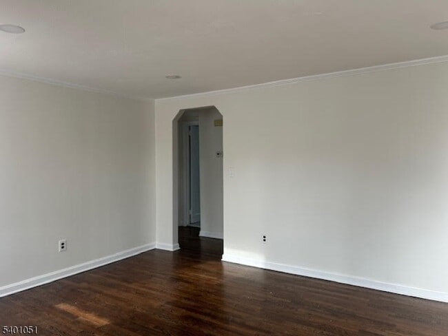 Building Photo - 1138 Raritan Rd