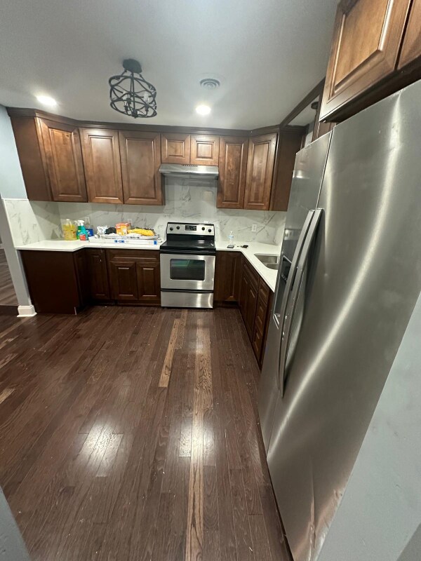 Building Photo - 288 Lawndale Dr