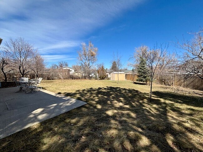 Building Photo - 11277 E Custer Pl