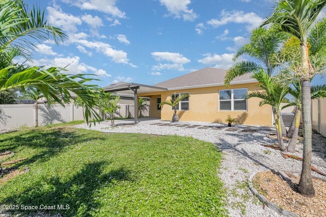 Building Photo - 899 Forest Trace Cir
