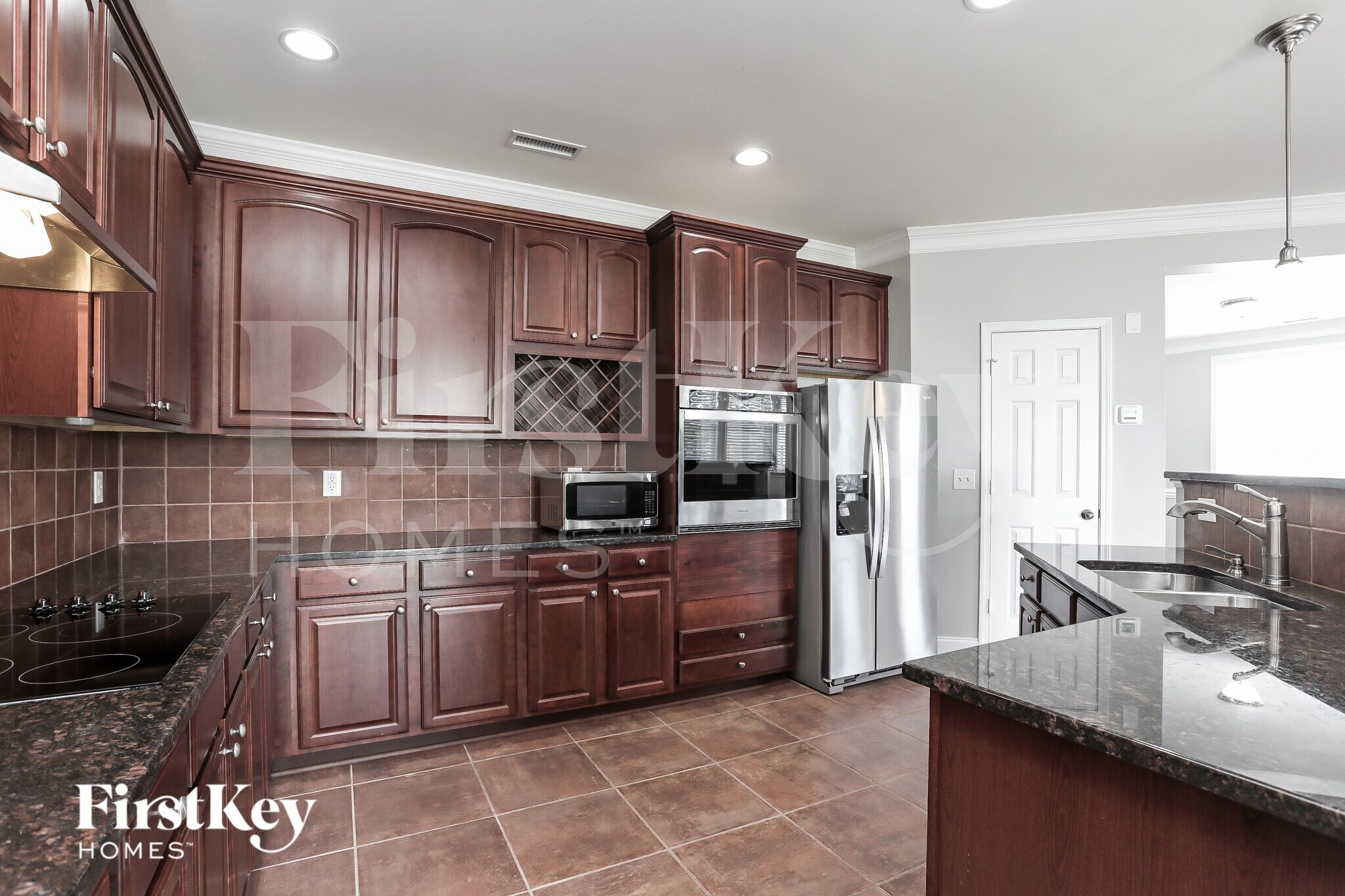 Building Photo - 344 Edgecroft Way