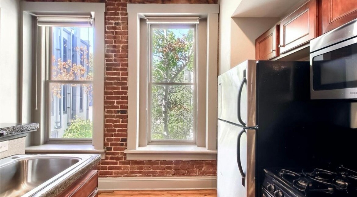 Building Photo - 3211 Zuni St