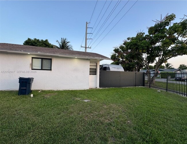 Building Photo - 10660 SW 164th St