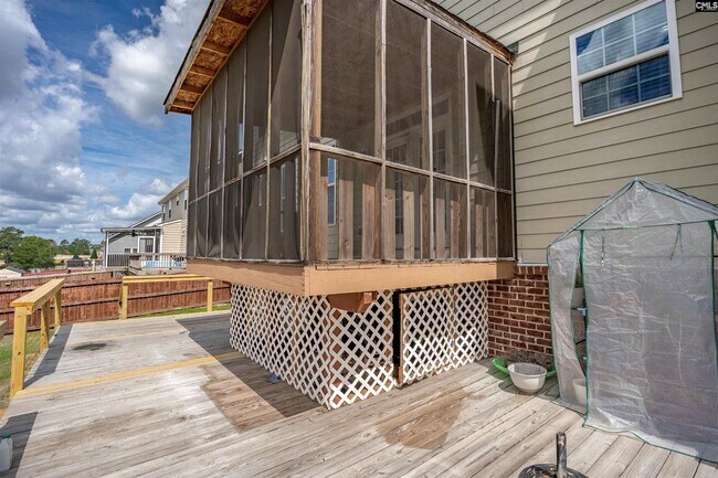 Building Photo - 1340 Beechfern Cir
