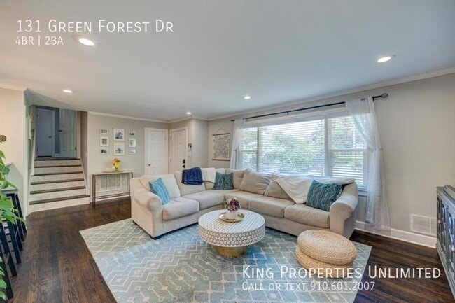 Building Photo - 131 Green Forest Dr