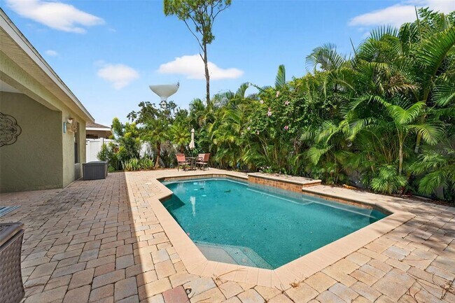 Building Photo - 421 San Lorenzo Ct
