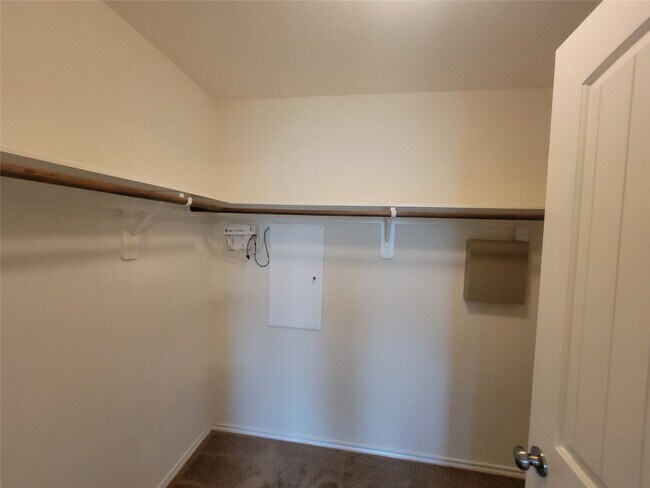 Building Photo - 3535 Goldleaf Trail Dr