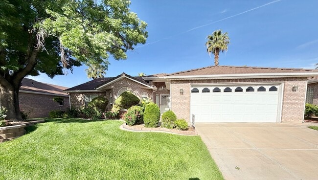 Building Photo - 3 Bed 2 Bath Home in Meadow Creak!! 55+ Community!!!