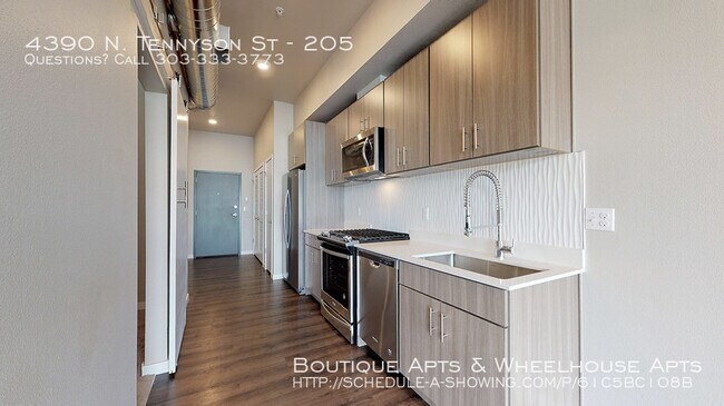 Building Photo - Boutique Apartments