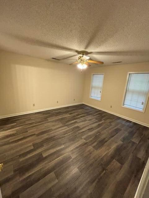 Building Photo - 31 Radcliff Dr