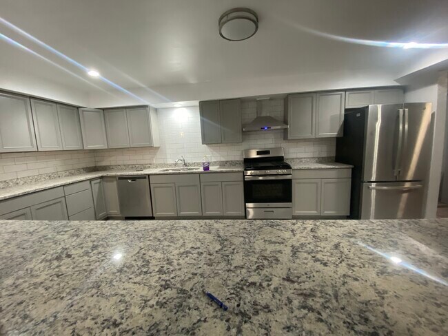 Building Photo - 3422 Vestal Rd