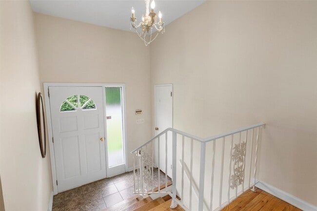 Building Photo - 50 Puritan Dr
