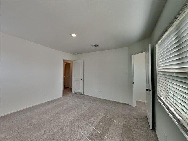 Building Photo - 3023 Twisted Myrtle Dr