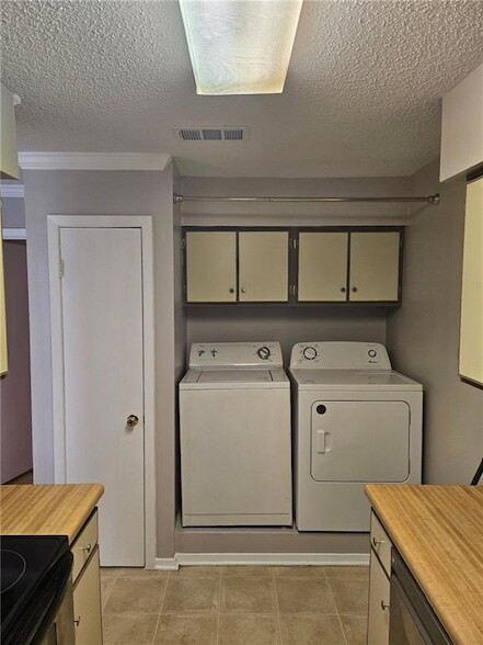 Building Photo - 9853 Jefferson Hwy