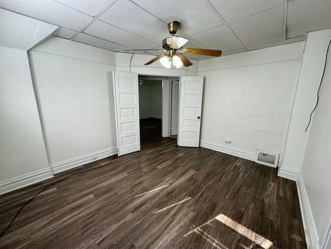Building Photo - 3017 Restormel St