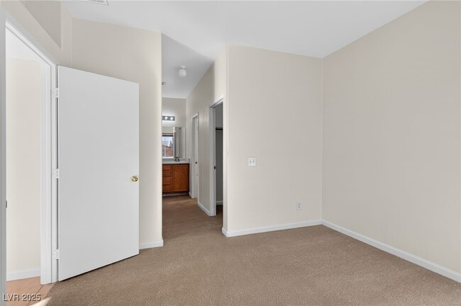 Building Photo - 7820 Strong Water Ct