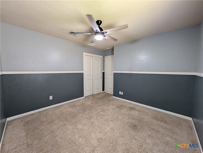 Building Photo - 1337 Lauren St