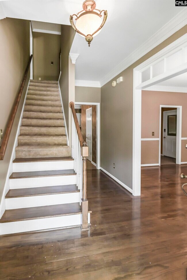 Building Photo - 1100 Woodtree Ct