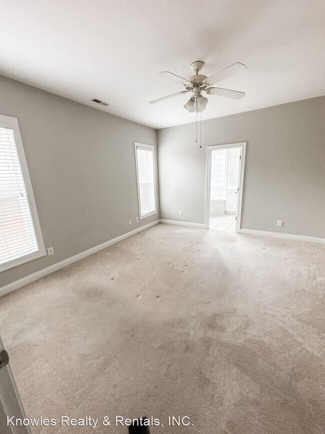 Building Photo - 4 br, 3 bath House - 5033 Gorham Avenue