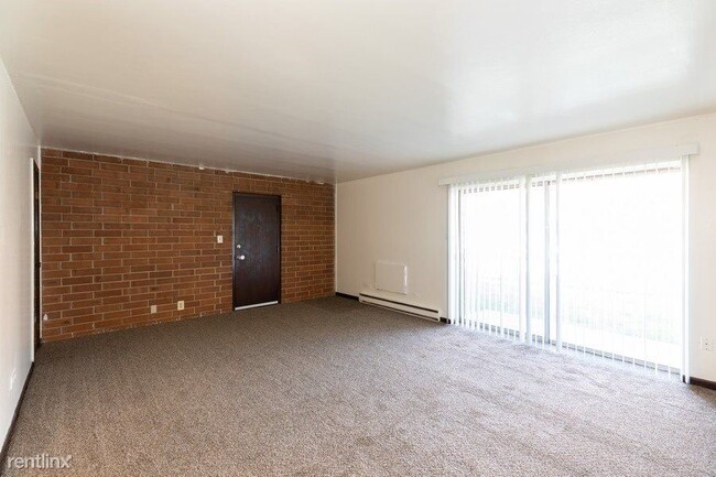 Building Photo - 1847 Canal St