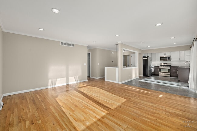 Building Photo - 659 Alida Dr