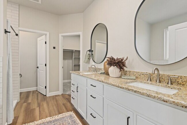 Building Photo - 7578 Little Fox Ln