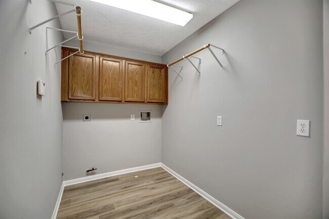 Building Photo - 1709 Orlando St