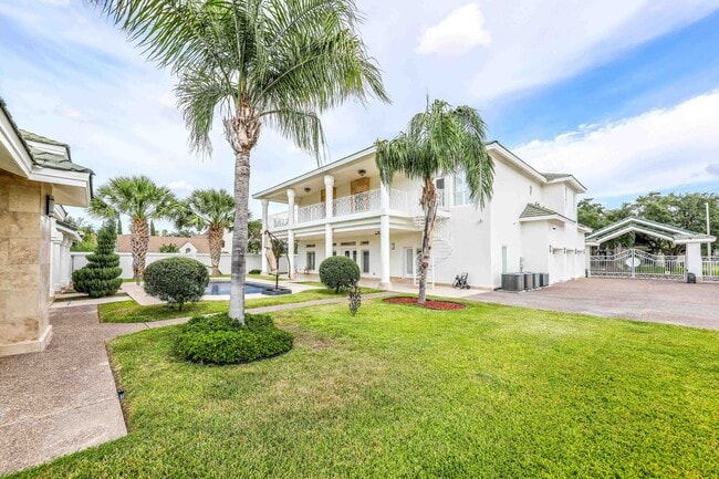 Building Photo - 314 Bordeaux Dr