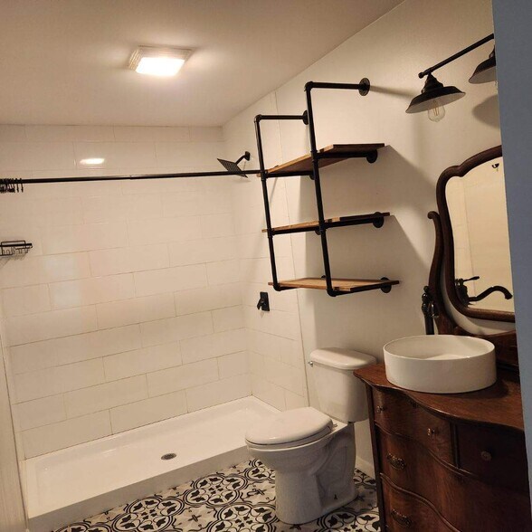 Building Photo - 9063 Morrow Woodville Rd