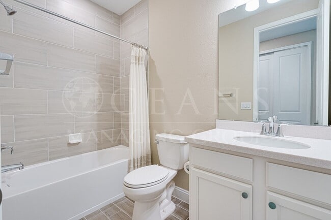 Building Photo - Beautiful 4-Bedroom Ormond Beach Home