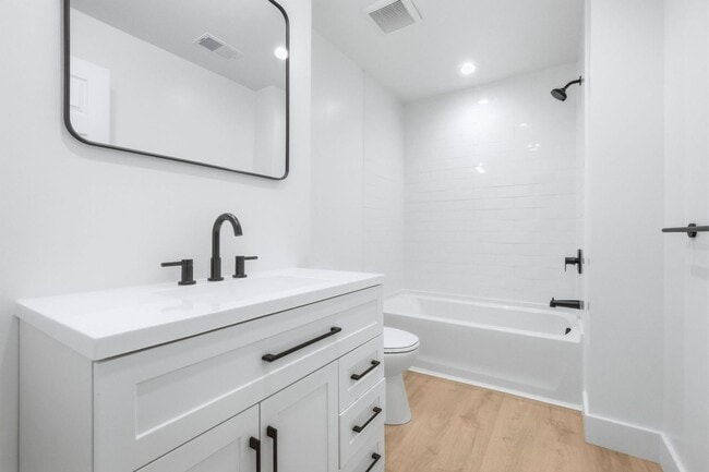 Building Photo - New Renovation - Sharpsburg