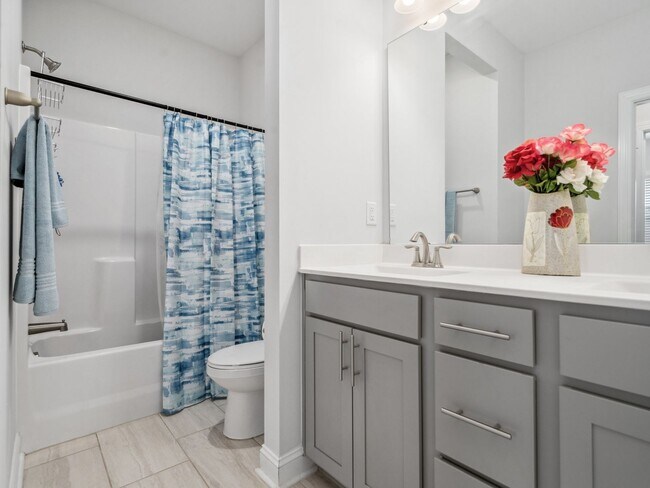 Building Photo - Longleaf Estates