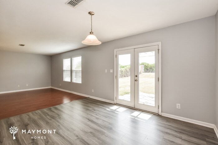 Building Photo - 3083 Avalon Lake Dr SW